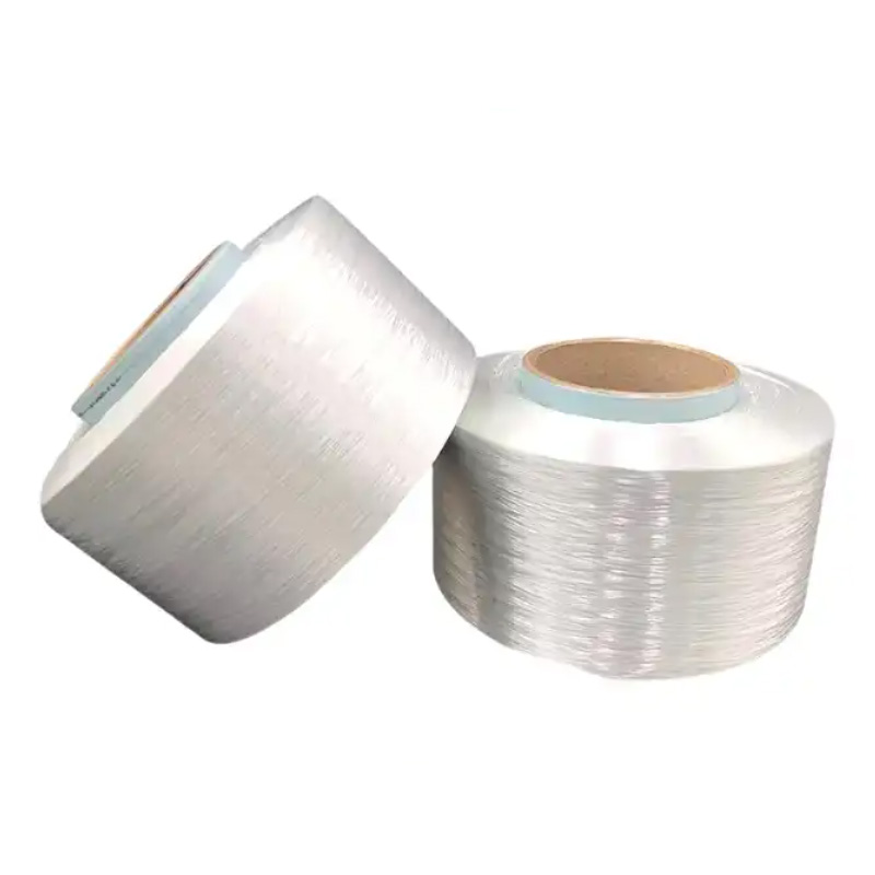 Kas erinevate kangastega, näiteks villa ja puuvillaga, erinevate sulamistemperatuuridega kuumsulamlõnga ühilduvuses on olulisi erinevusi?